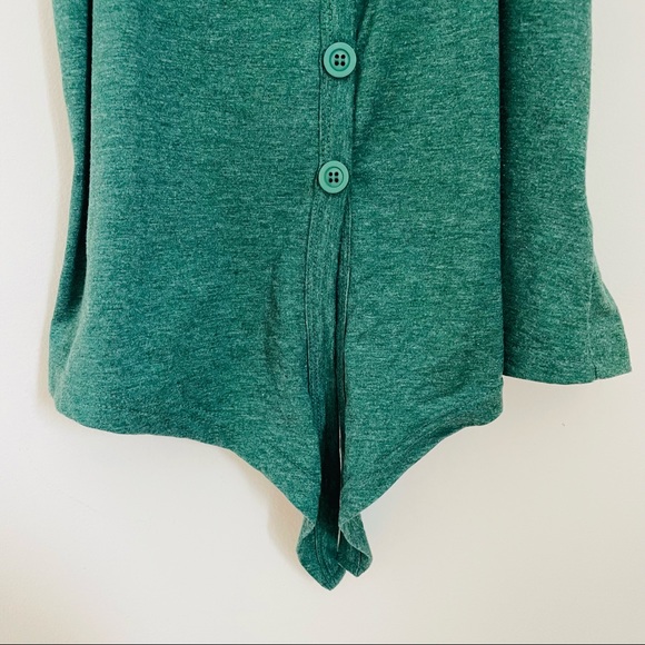 Green Tie Front Button Down Tank Top - Picture 7 of 13